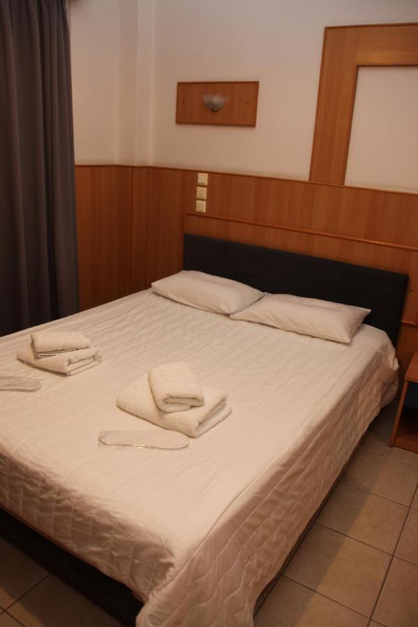 Apollon Filoxenia Hotel Corinth Buitenkant foto