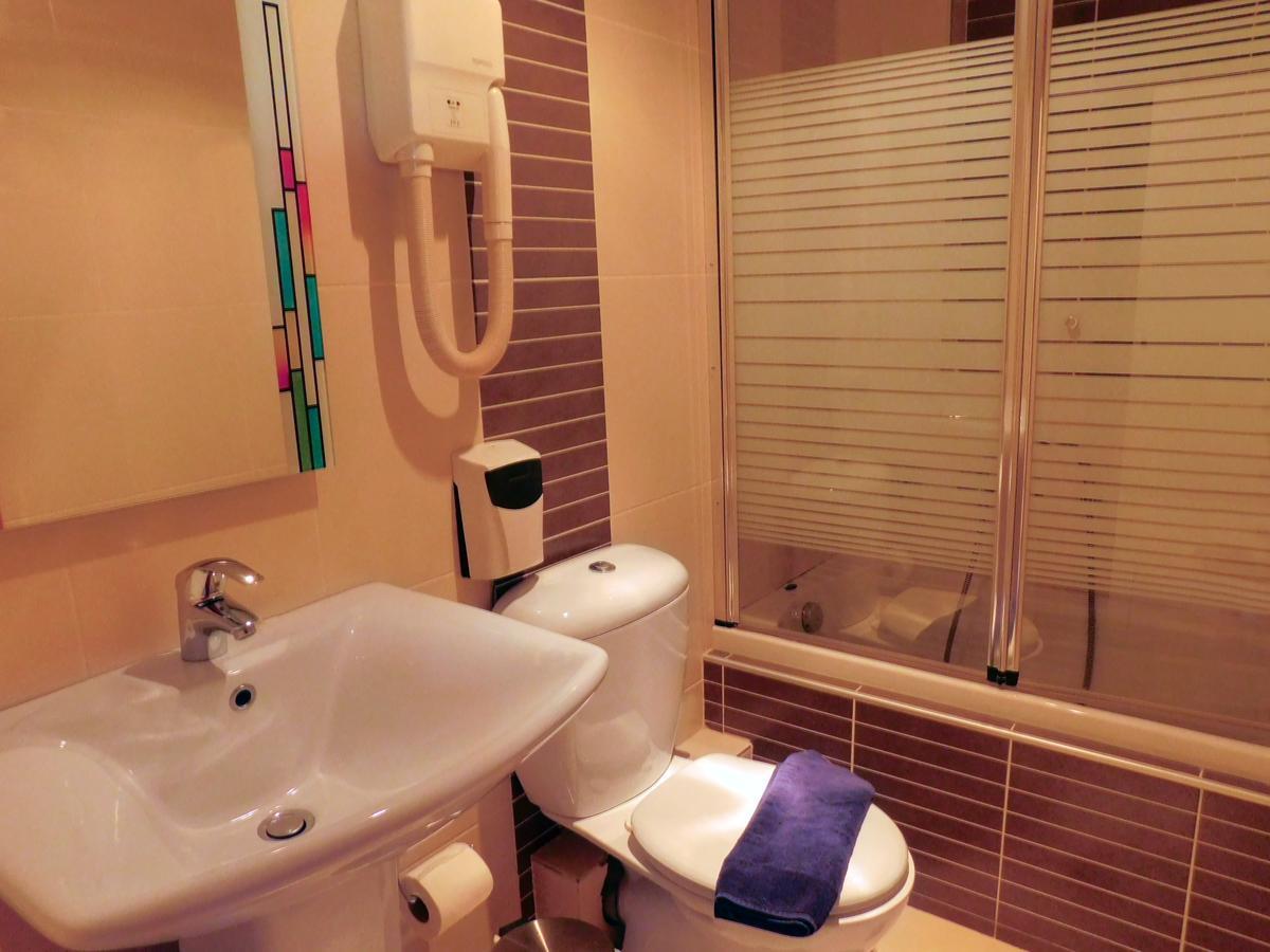 Apollon Filoxenia Hotel Corinth Buitenkant foto